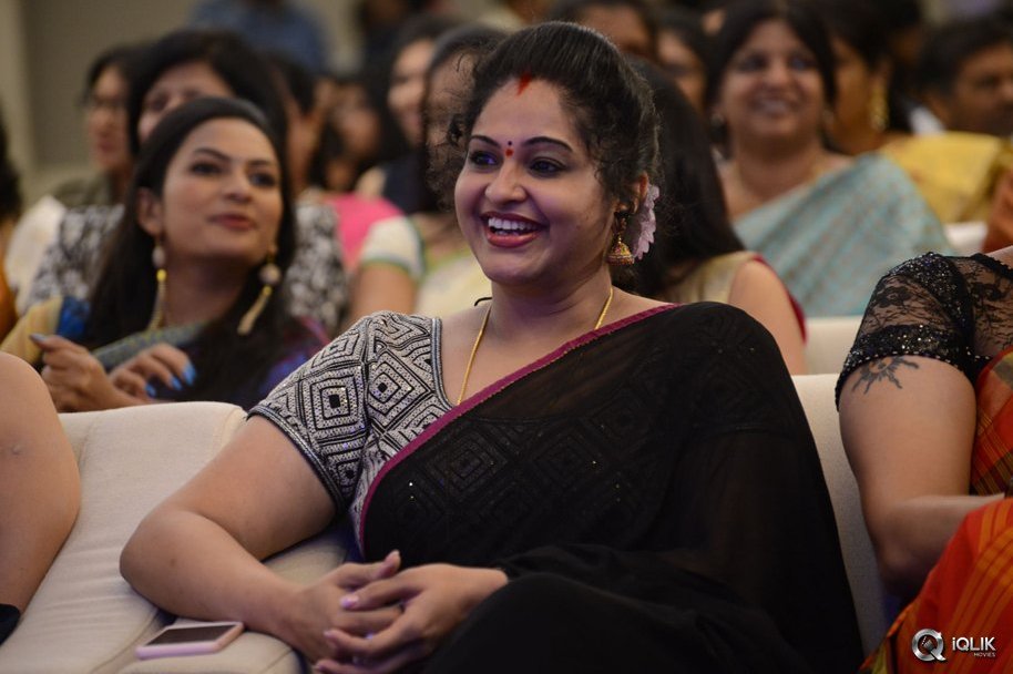 Kalyana-Vaibhogame-Movie-Audio-Launch